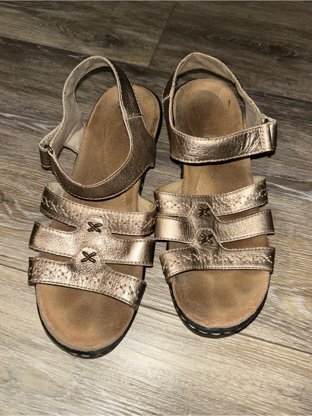 Clarks Metallic Gold Strappy Comfort Sandals